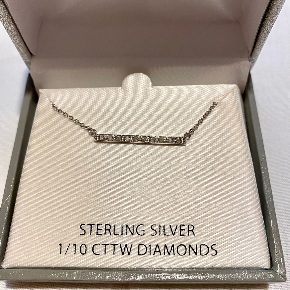 Sterling Silver 1/10 CTTW Diamond Necklace